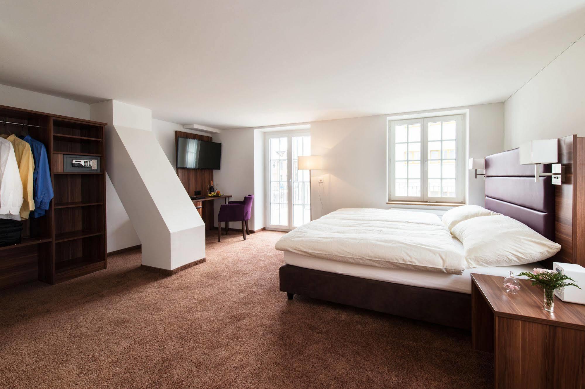 Gasthof Zum Hecht Fehraltorf Экстерьер фото